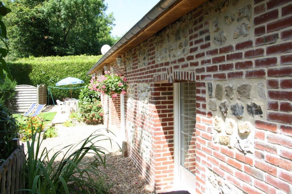 Villa L'Écurie d'Hubert à Gerponville Extérieur photo